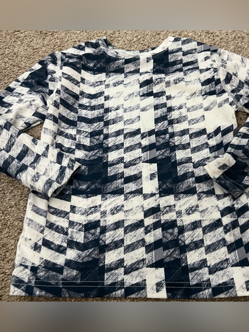 Obermeyer Navy and White Long-Sleeve Geometric Check Shirt Size 4/5